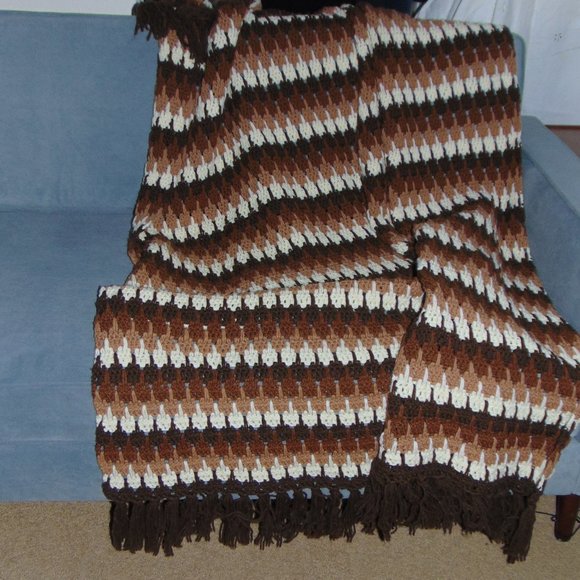 Vintage Afghan, Handmade, Shades of Brown, Beige and Ivory, 60 x76 - Picture 4 of 16